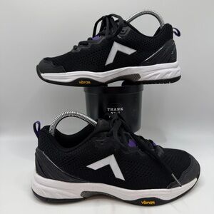 Tyrol Velocity V women’s pickleball shoes 🖤
Size 7.5 US / 38.5 EU